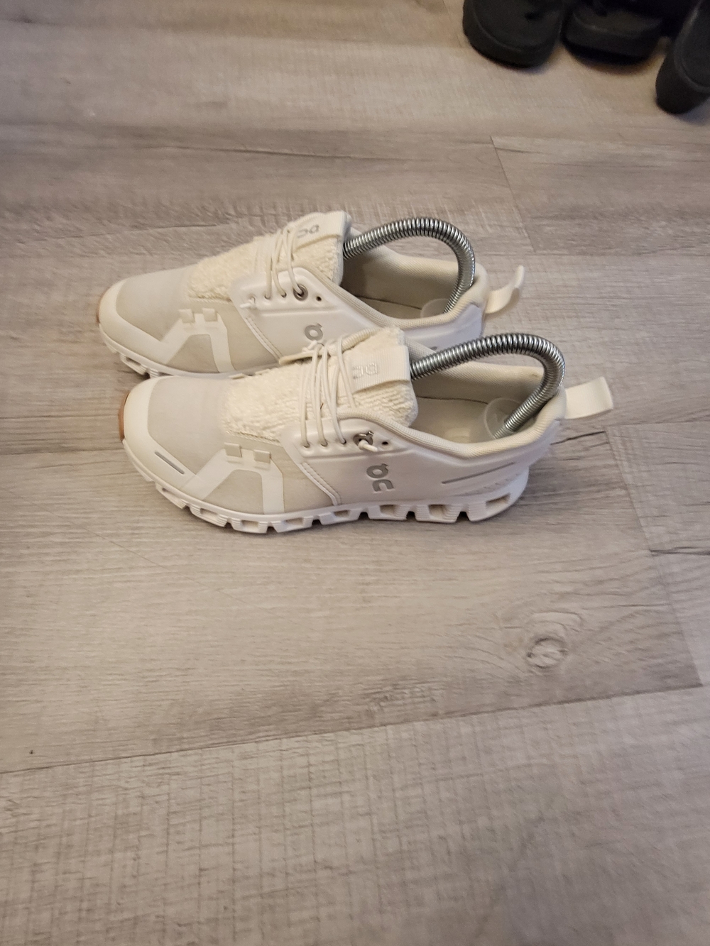 On Running Women Cream Cloudnova-style Sneakers